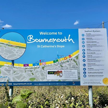 The Jungle Apartment - By Coastline Retreats - Jungle Themed Garden Apartment - Outdoor Bath - Next To Seafront - Childrens Toys - Superfast Wifi - Netflix - Disney Bournemouth Exterior foto